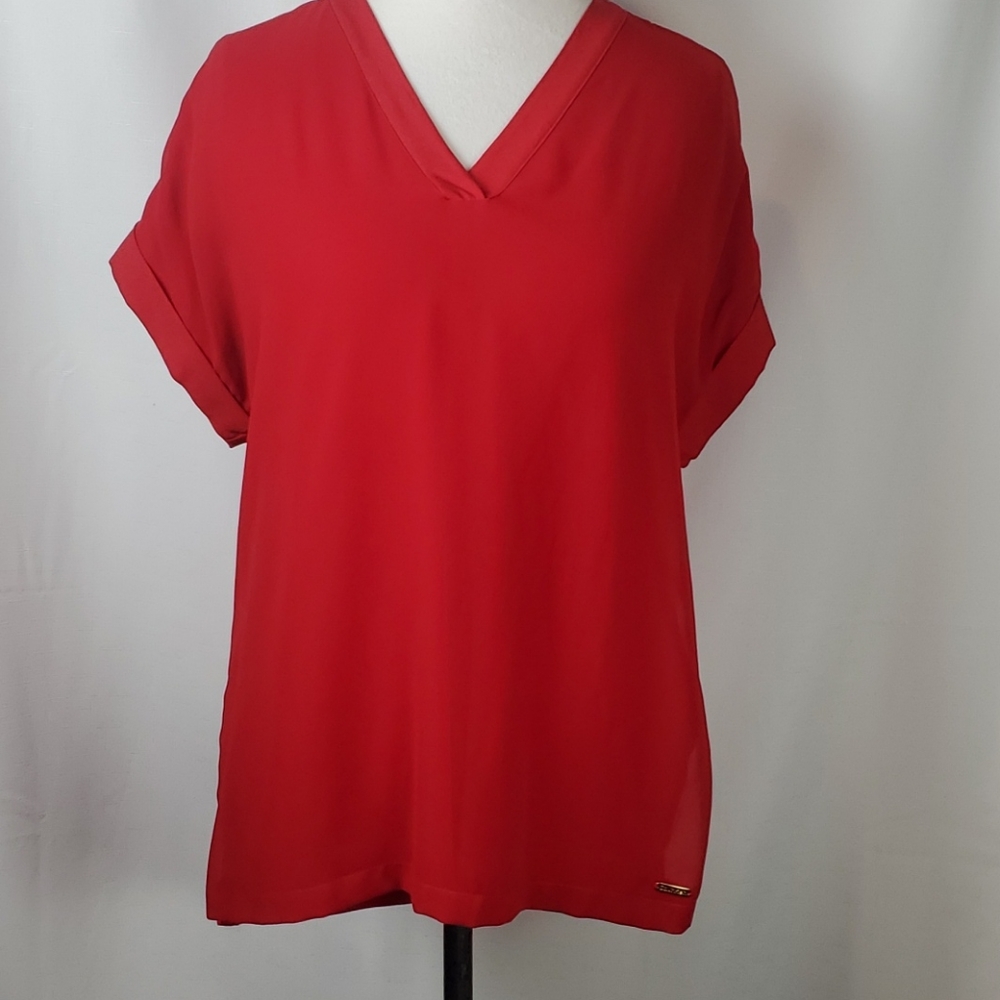 CALVIN KLEIN RED ROLL-SLEEVE TOP SIZE SMALL